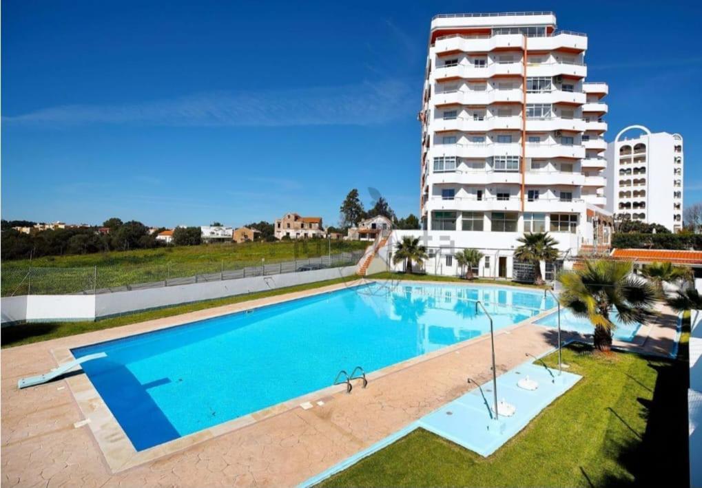 Apartamento Edificio Vaumar piscina com ar condicionado Portimão Exterior foto